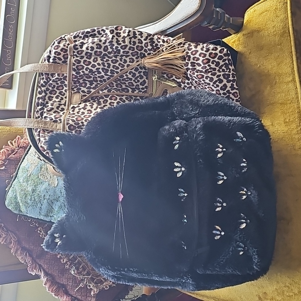 Two Backpacks 🖤🤎 - Picture 3 of 17